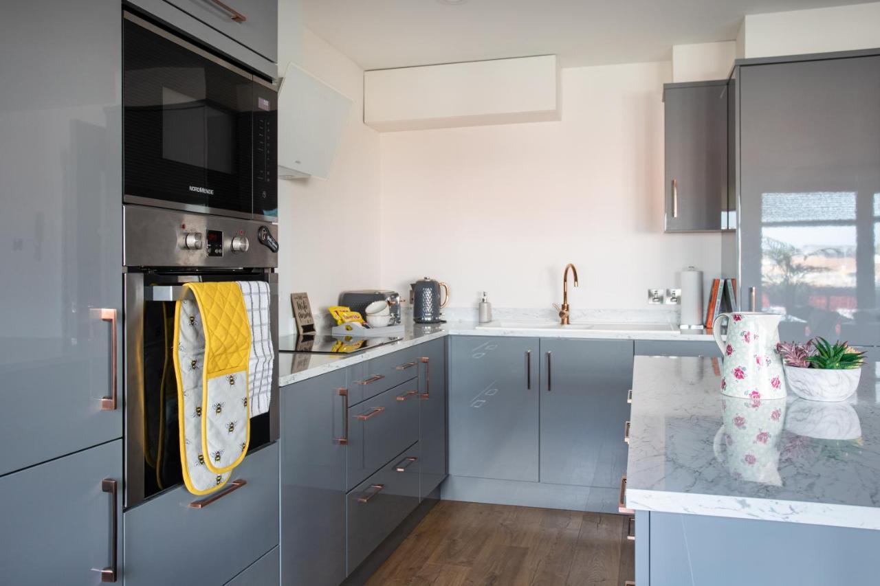 New Lisburn Road Apartment - Free Parking Belfast Eksteriør billede