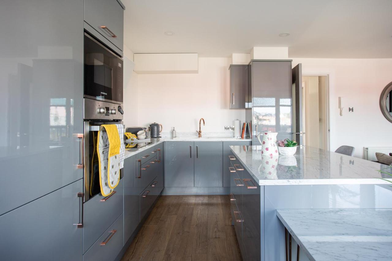 New Lisburn Road Apartment - Free Parking Belfast Eksteriør billede