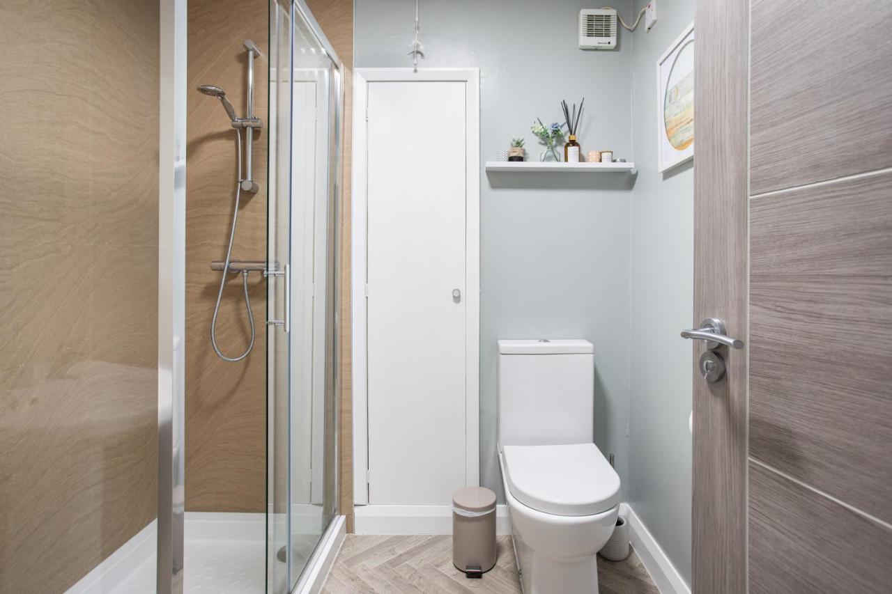 New Lisburn Road Apartment - Free Parking Belfast Eksteriør billede